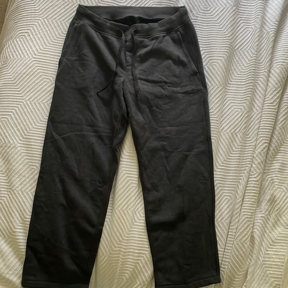 Lululemon Men’s XL Grey Sweatpants Relaxed Fit